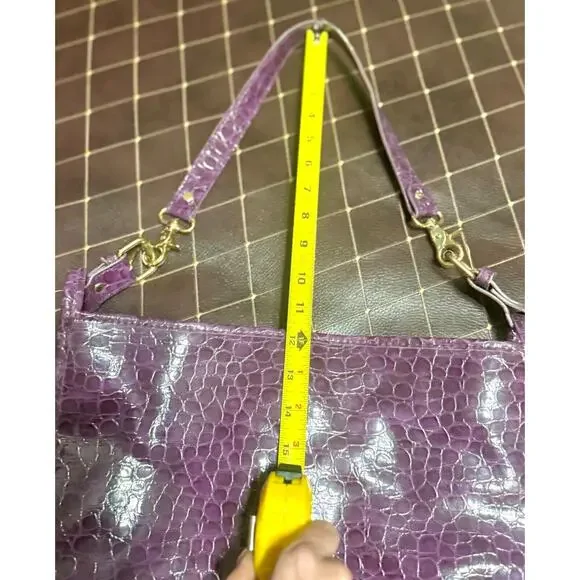 Gianni Bini Large Purple Leather Bag - Picture 14 of 16